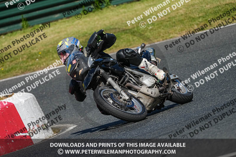 enduro digital images;event digital images;eventdigitalimages;mallory park;mallory park photographs;mallory park trackday;mallory park trackday photographs;no limits trackdays;peter wileman photography;racing digital images;trackday digital images;trackday photos